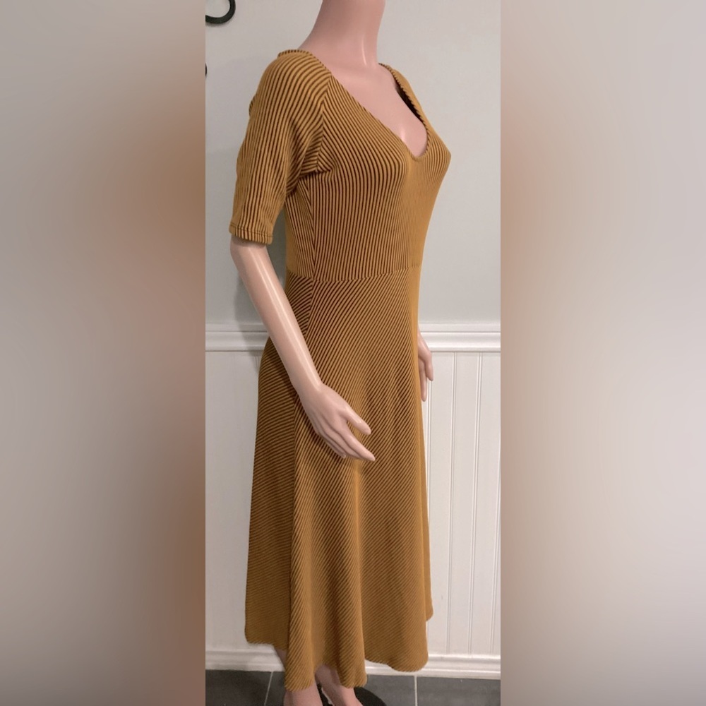 Zara NWOT Ribbed Striped Dress Fit and Flare Half Sleeve size XL - Picture 6 of 8